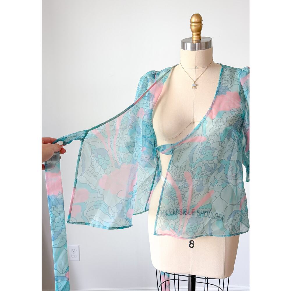 NEW Selkie Feminine Cloud 9 Blue and Pink Champagne Mod Print Wrap Top - Picture 11 of 11